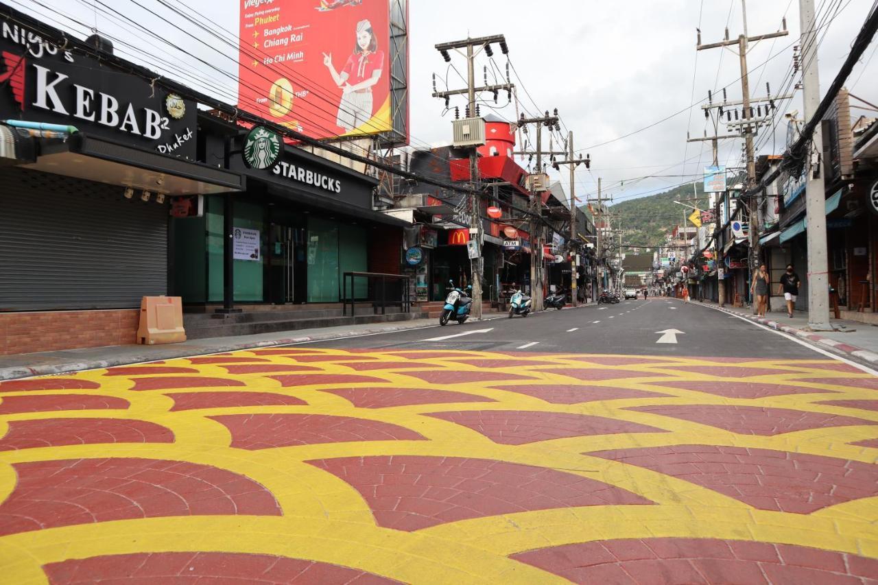 Oyo 485 Million Patong Beach Resort Exterior photo